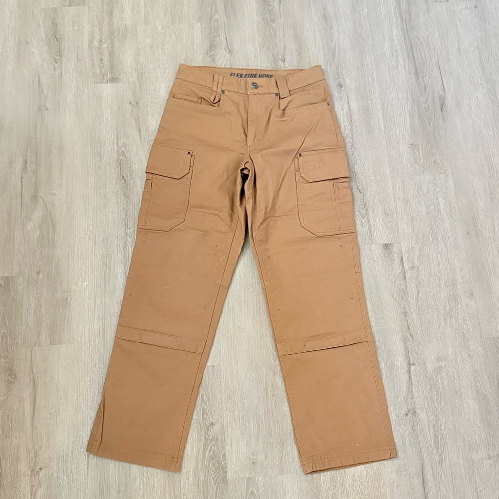Duluth Trading Co Men's Brown Cargo Pants 30” inseam